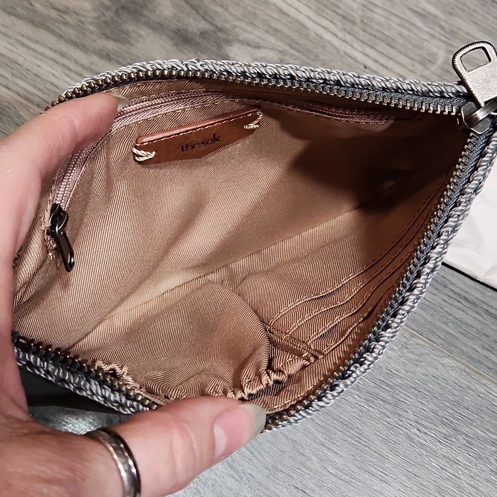 NWT The Sak Dusty Blue Leather Boho Wallet Wristlet - Picture 4 of 4